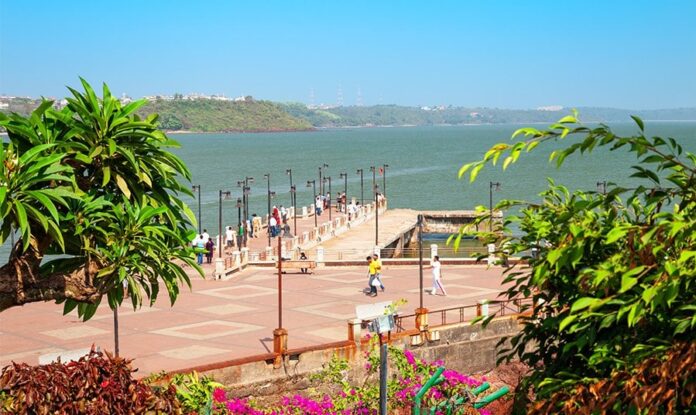 Dona Paula Beach in Goa